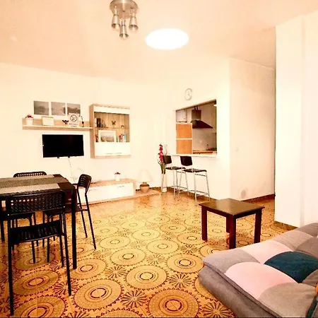 Apartament Playa Chica *